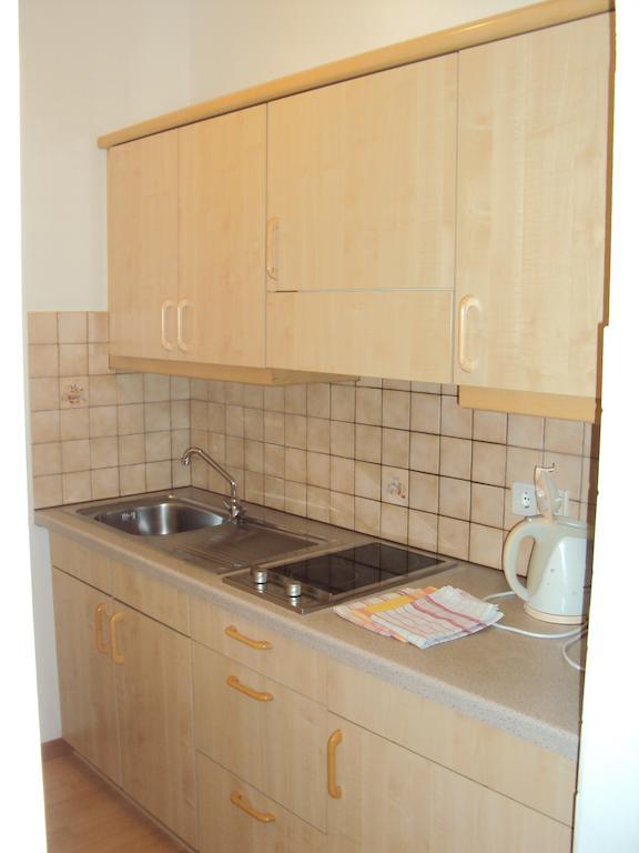 Residence Krone Schenna Rum bild